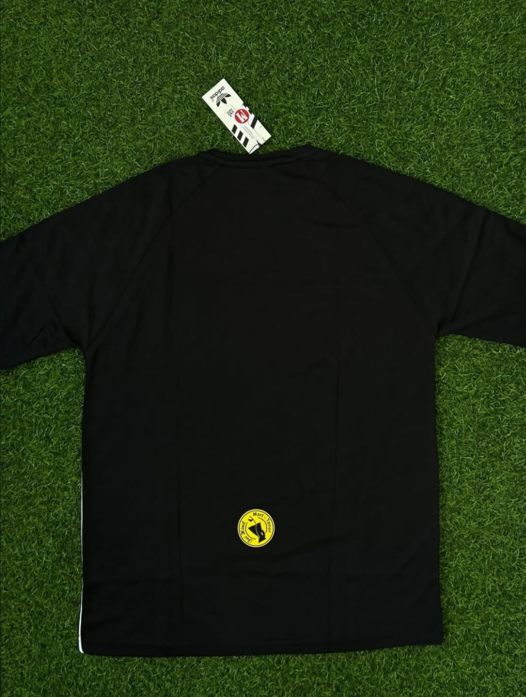 REAL MADRID PRIMIUM FIVESLEEVE T SHIRT, EMBROIDERY LOGO