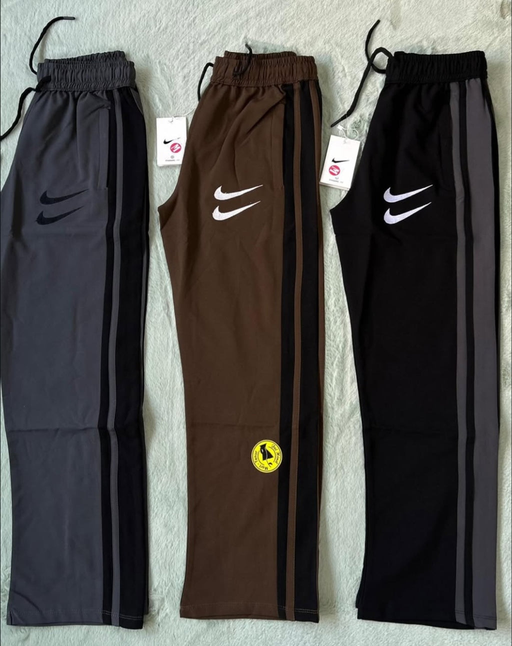 MEN'S PRIMIUM TRACK PANT. EMBROIDERY