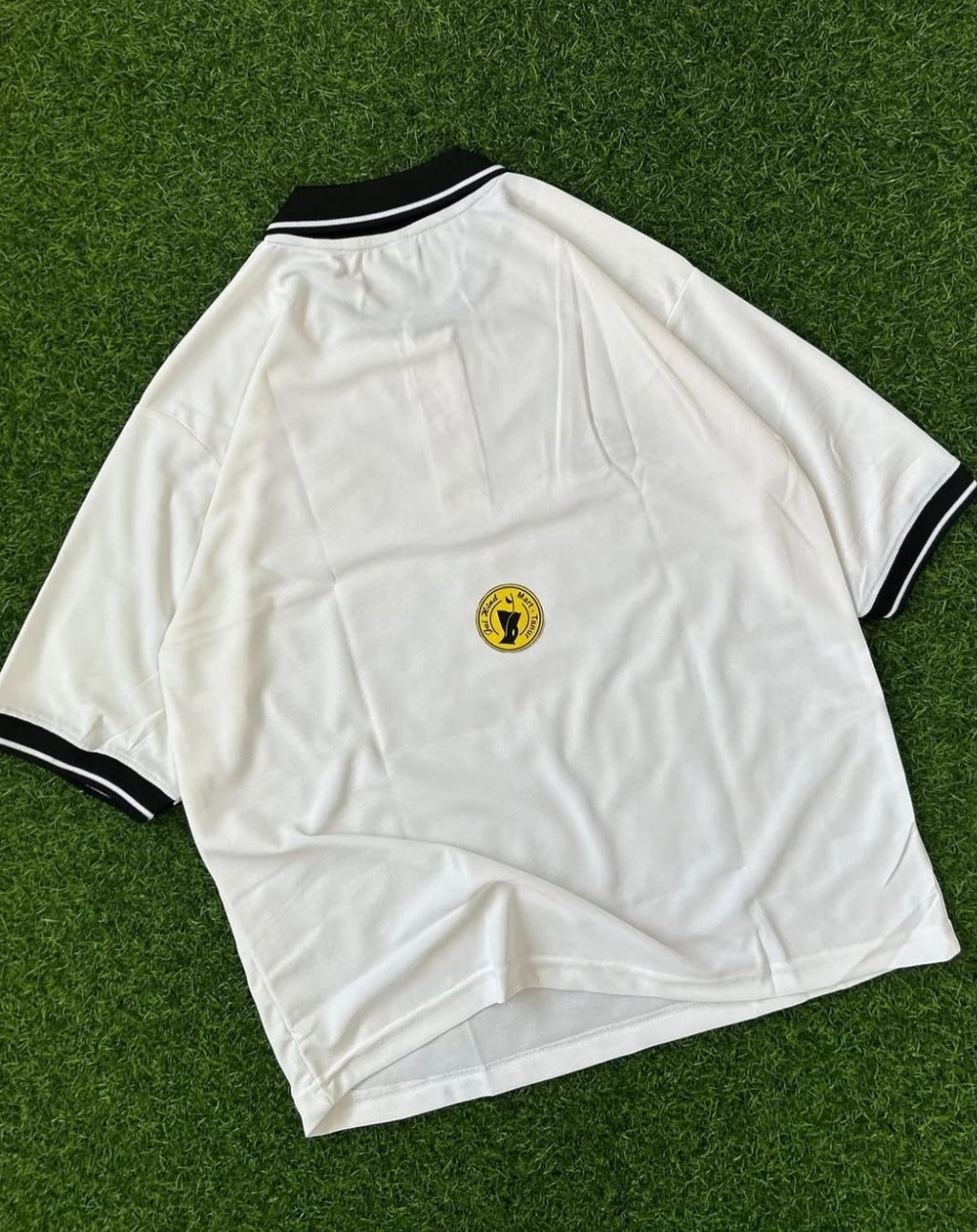 PRIMIUM FIVESLEEVE T-SHIRT. FIVESLEEVE POLO EMBROIDERY, MAN UNITED
